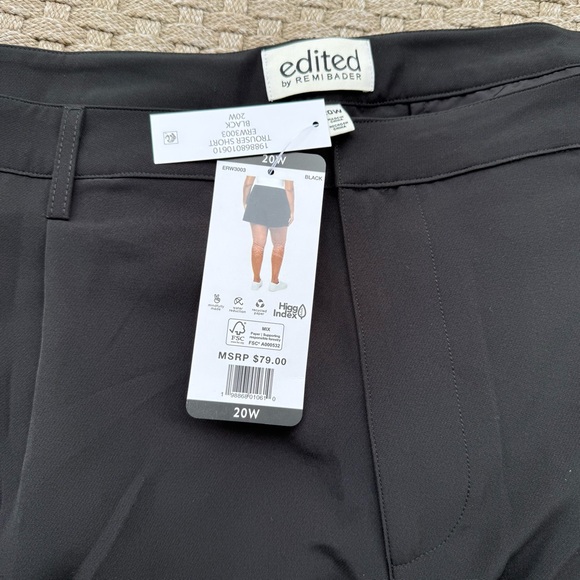 Edited by Remi Bader Women's Black Trouser
Short various sizes - Picture 15 of 17